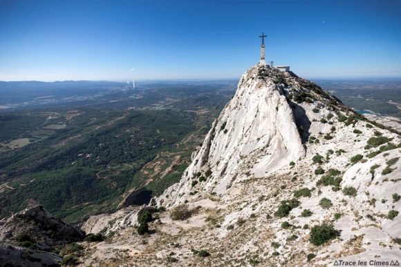 Mountain summit experience in the French Riviera