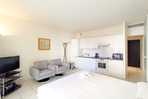 Rental-seasonal-apartments-activities-Cannes