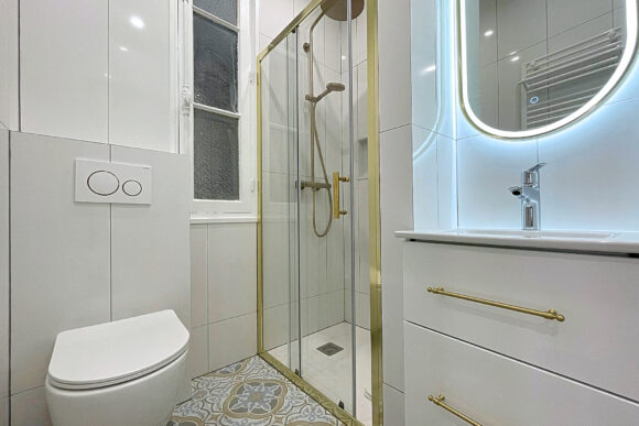 Salle de bain séparée