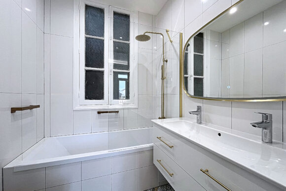 Salle de bain en suite 1