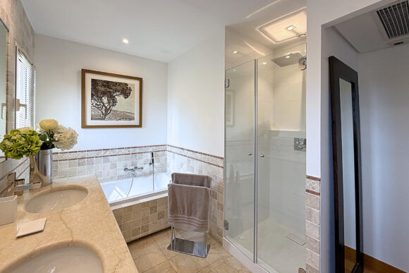 Salle de bain parentale