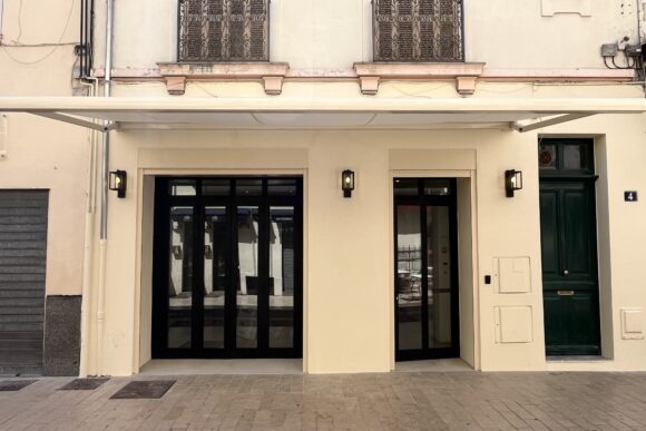 Façade