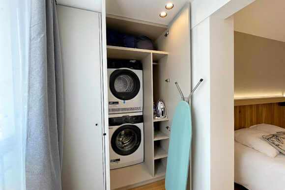 Chambre 2 - Placards